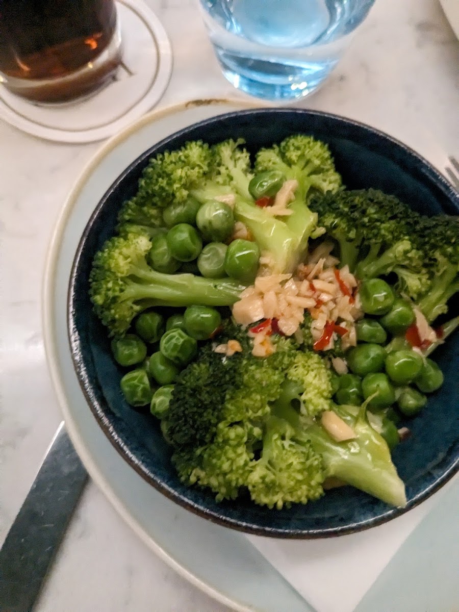 Garlic Chilli Broccoli and peas