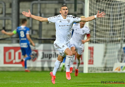 Tienkoppig Eupen zadelt Genk met fikse kater op en komt mee op kop na dramatisch slot