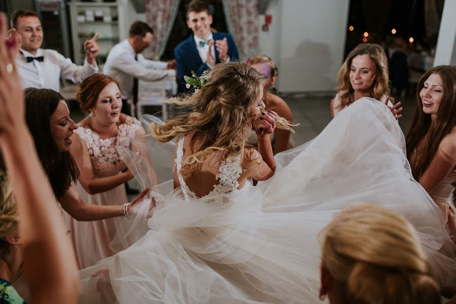 Fotografo di matrimoni Kacper Białobłocki (kbfoto). Foto del 19 luglio 2016