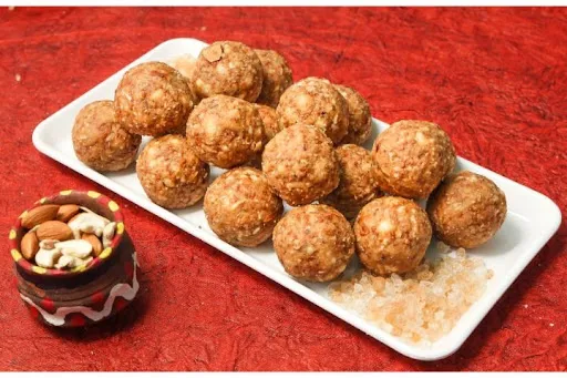 Gondh Laddu