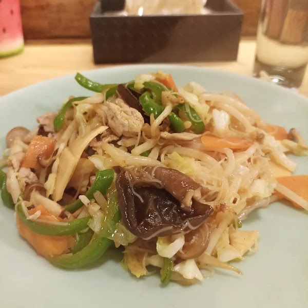 Fried rice noodles