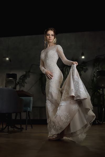 Wedding photographer Elena Raevskaya (leonflo). Photo of 25 July 2019