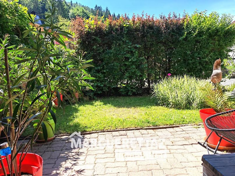 Vente ferme 4 pièces 110 m² à Mieussy (74440), 250 000 €