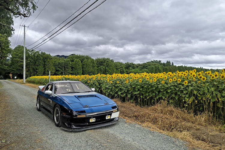 RX-7のカッコイイFC保存会・温泉同好会・悪ノリおじさんグループ・夏っぽい写真展・Rotaryismに関するカスタム事例の投稿画像3枚目