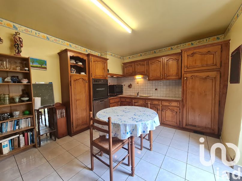 Vente maison 5 pièces 105 m² à Montsûrs (53150), 146 000 €