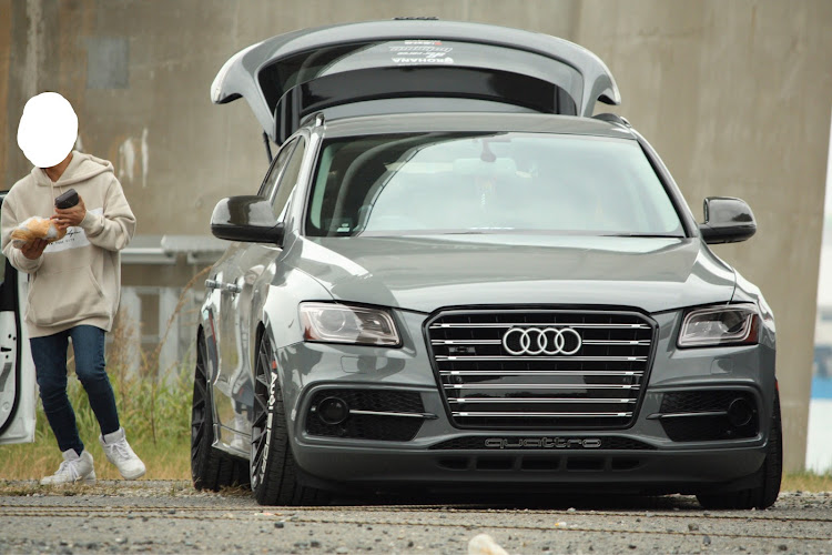 S5 クーペのAudi・名港トリトン・関西の巨匠・新型アウディ！？・オフ会に関するカスタム事例の投稿画像16枚目