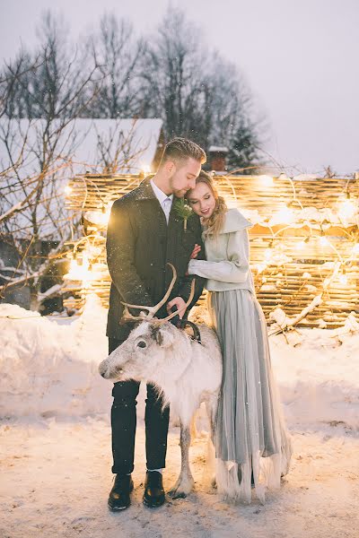 Wedding photographer Olya Kobruseva (leeloothefirst). Photo of 19 January 2016