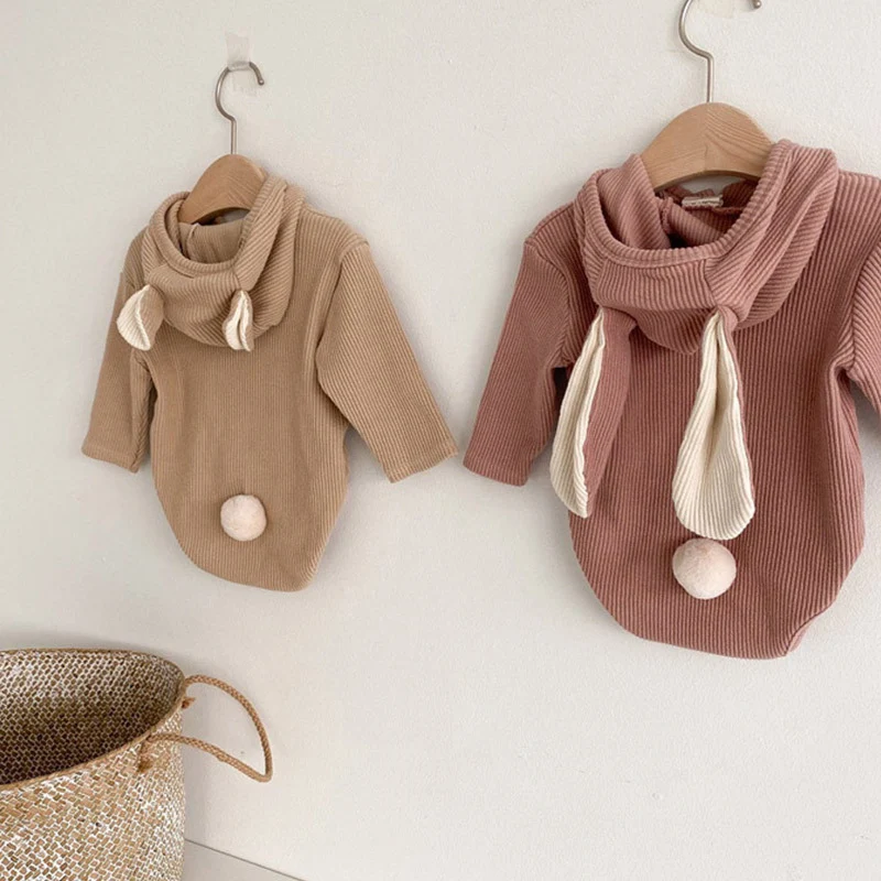 Schattige lange mouwen driehoekige scheet kleding. Comfortabele babykleding, ideaal voor speeltijd en lachen, houdt je baby warm.