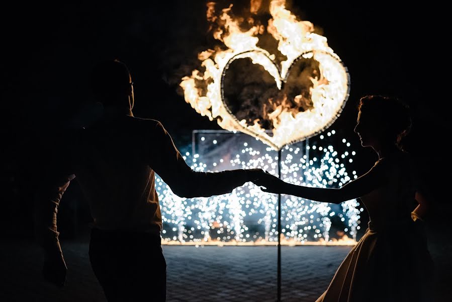 Fotógrafo de casamento Aleksandr Shishkin (just-painter). Foto de 12 de novembro 2017