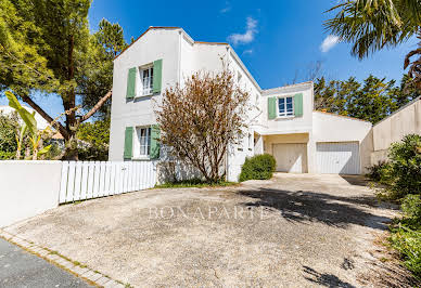 Maison avec terrasse 2