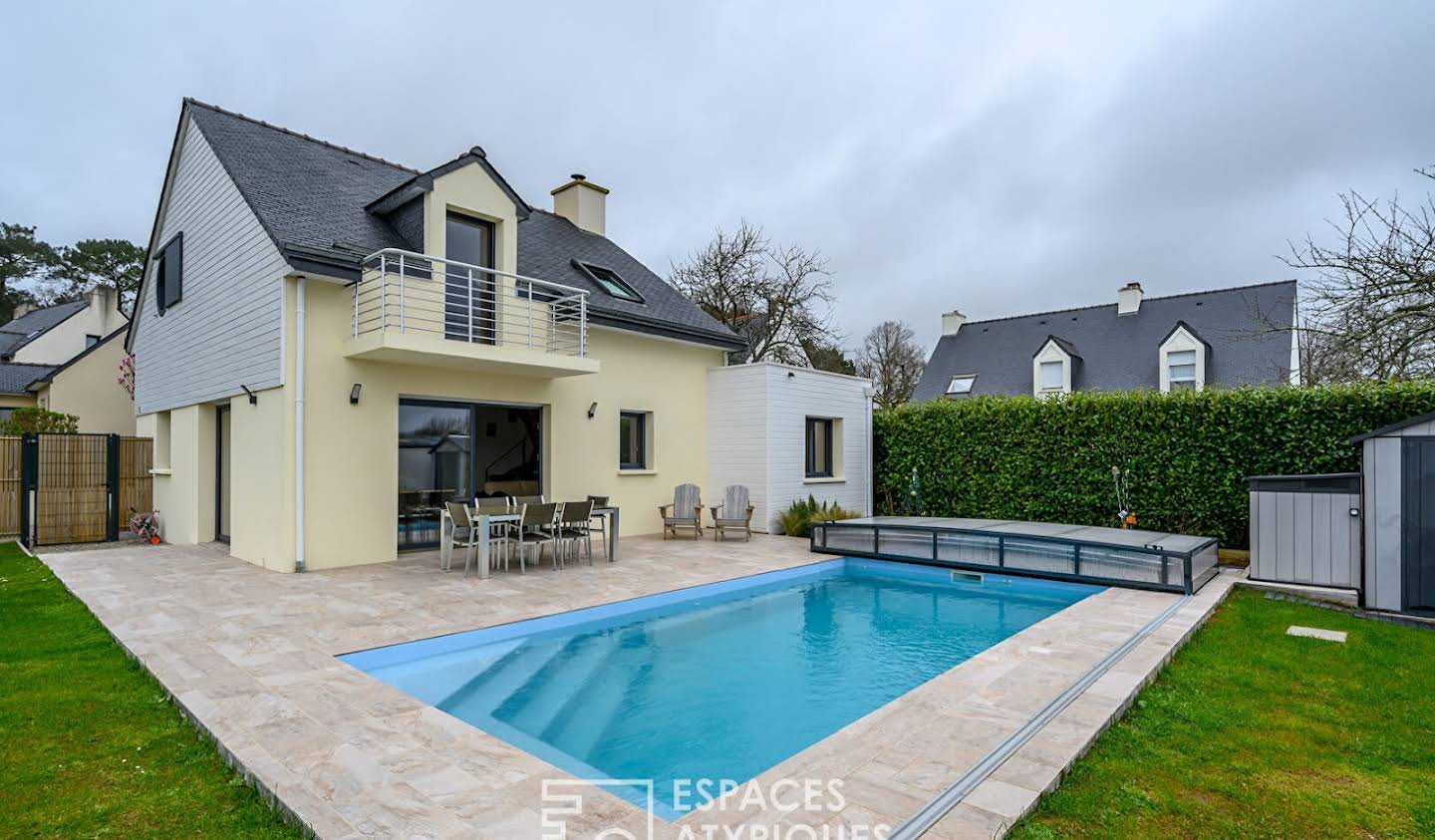 Maison contemporaine avec piscine Baden