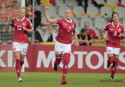 Sanne Troelsgaard scoorde tijdens de match, haar ... tweelingzus vooraf