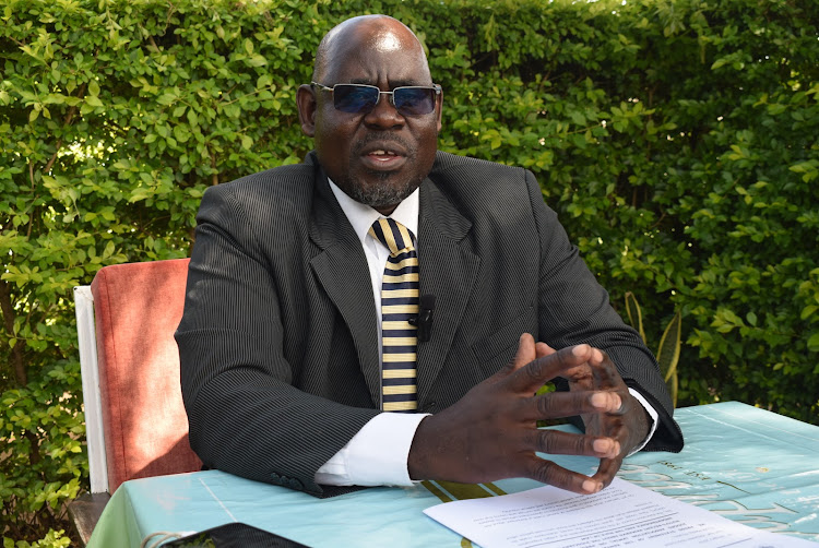 Kenya Magistrates and Judges Association (KMJA) Secretary General Tom Olando speaks to the press in Homa Bay town on January 3,2023