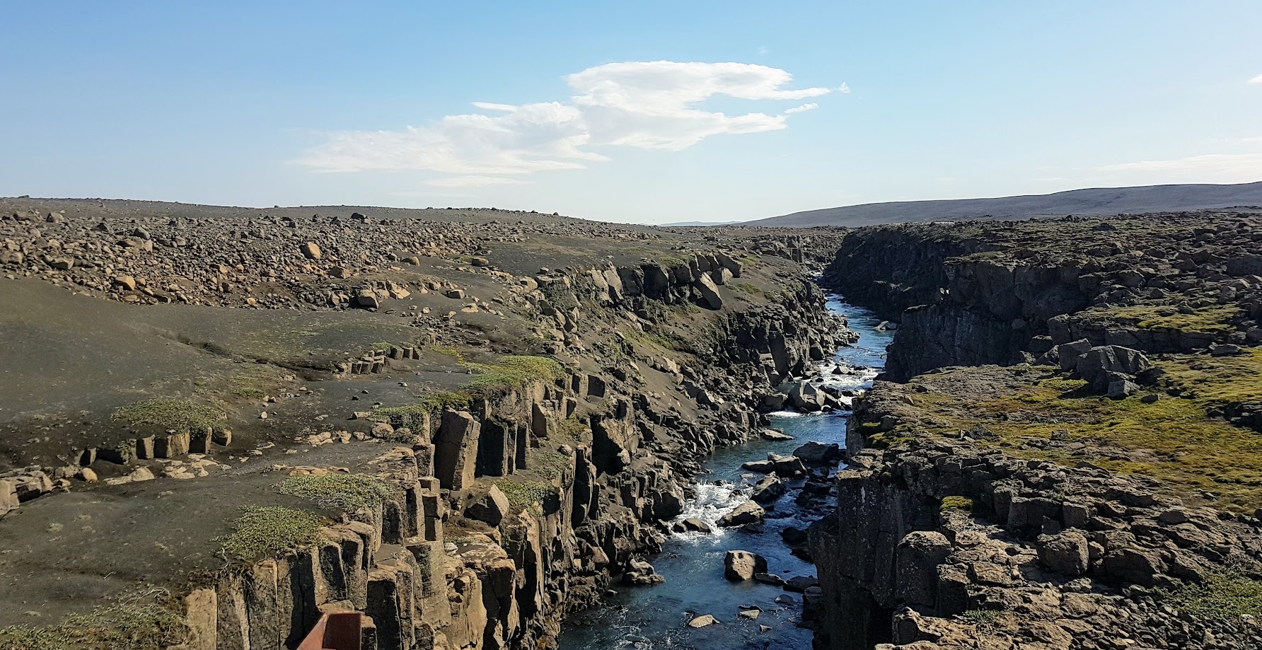 Исландия - родина слонов (архипелаг Vestmannaeyjar, юг, север, запад и Центр Пустоты)