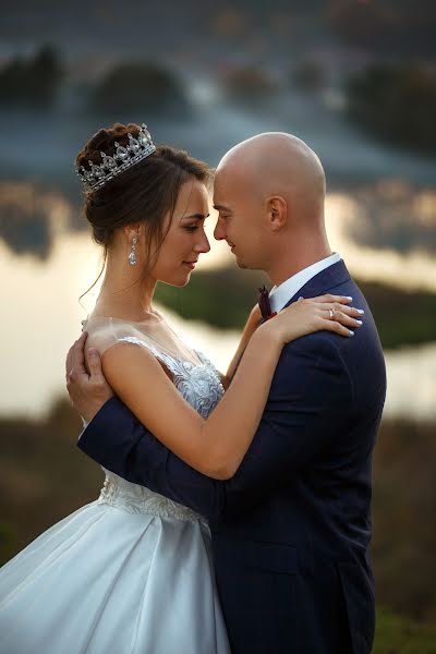 Fotógrafo de casamento Yuliya Storozhinska (id31957517). Foto de 21 de março 2018