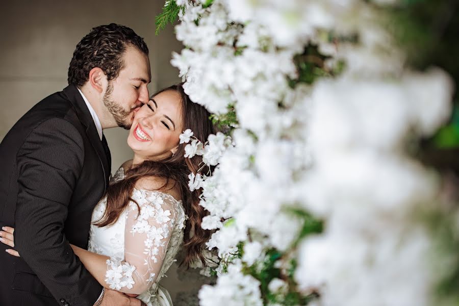 Wedding photographer Mayra Rodriguez (rodrguez). Photo of 9 April 2018