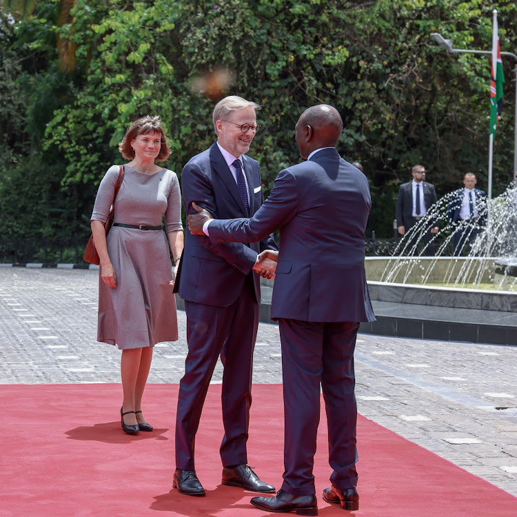 President William Ruto while receiving Czech Republic Prime Minister Petr Fiala at State House, Nairobi on November 7, 2023