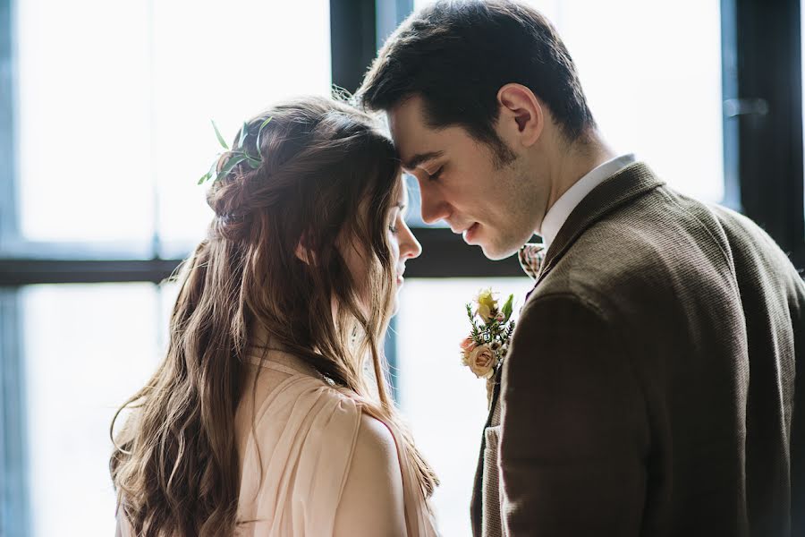 Fotógrafo de casamento Konstantin Voronov (karrrtinki). Foto de 25 de março 2016