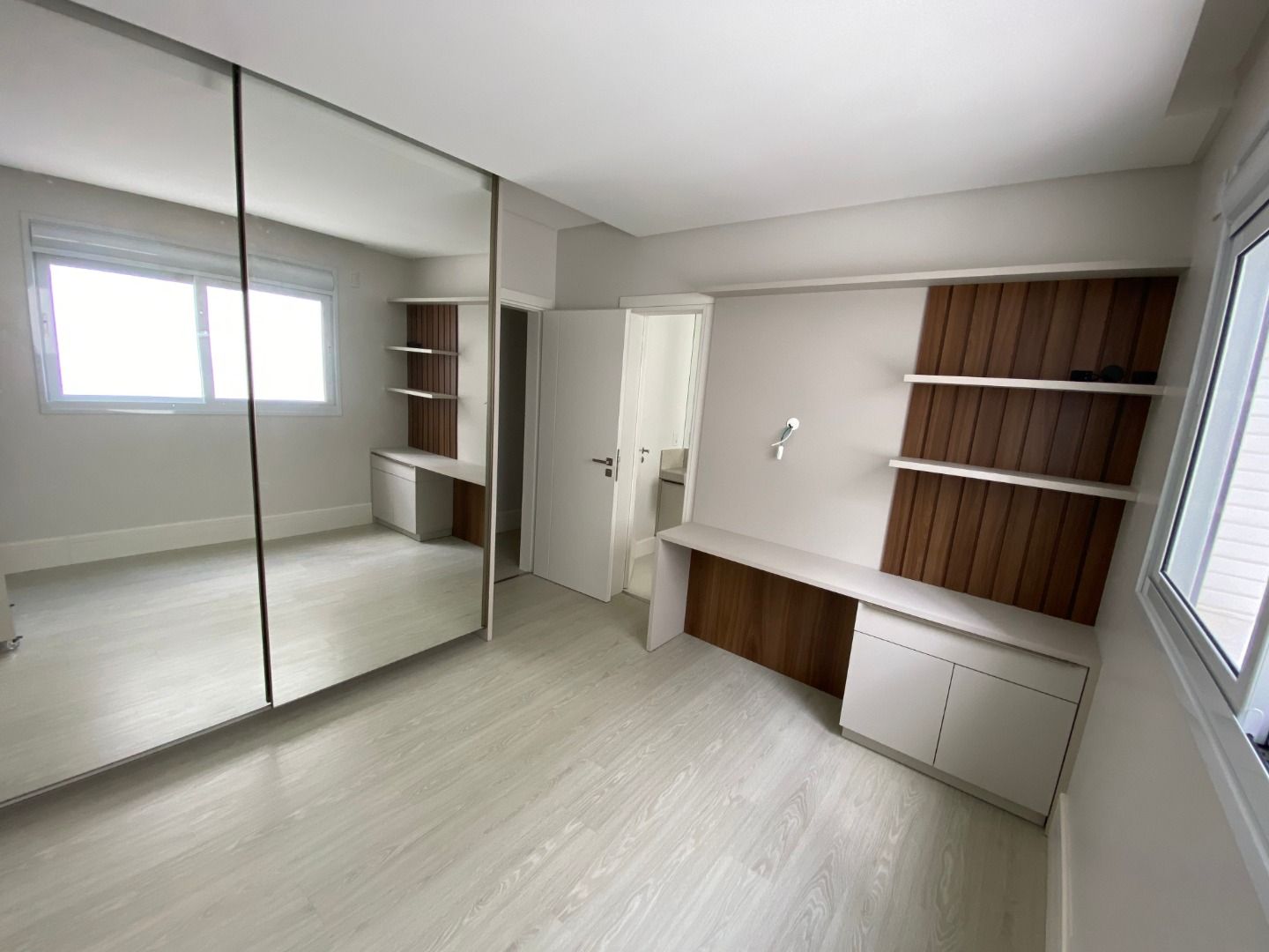 APARTAMENTO NO ED. IBIZA TOWER