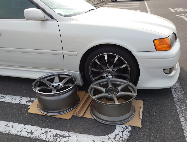 チェイサーの仮履きホイール・TE37 SAGA SL・BNR34純正ホイール・スポークステッカーに関するカスタム事例の投稿画像11枚目