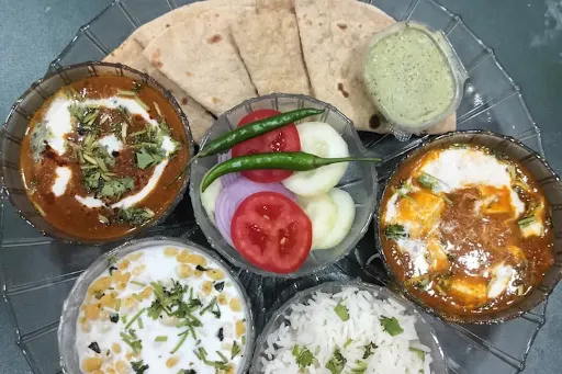 Deluxe Thali