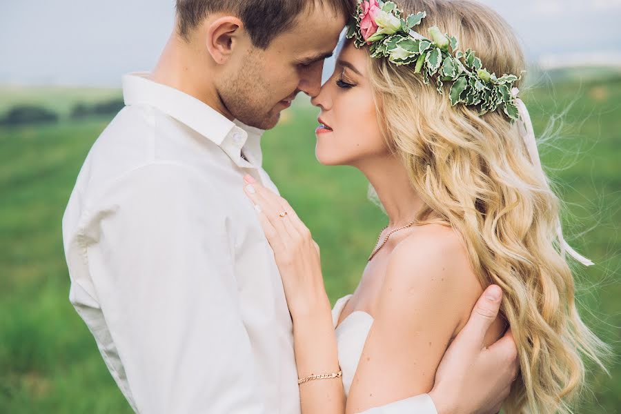 Wedding photographer Darya Vasyukyavichyus (vasukyavichus). Photo of 17 August 2016