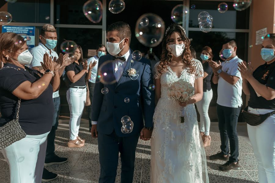 Kāzu fotogrāfs Efrain Alberto Candanoza Galeano (efrainalbertoc). Fotogrāfija: 16. decembris 2020