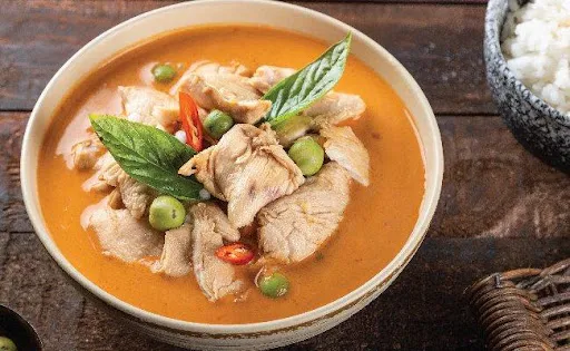 Thai Red Curry Chicken (Serves 1-2)