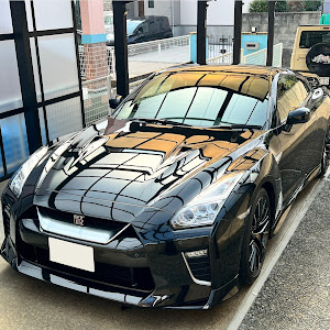 NISSAN GT-R R35