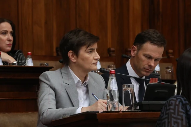 Brnabić: U toku dana razgovor sa Vučićem o njegovom prisustvu sednici Vlade