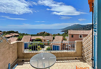 House with pool and terrace 1