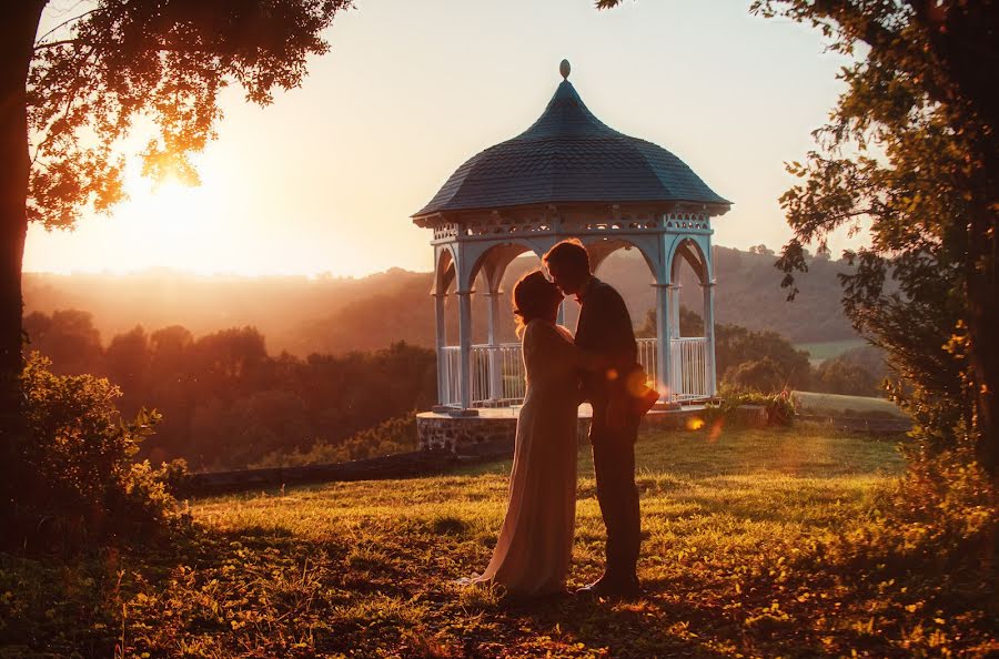 Fotografo di matrimoni Jean-Sébastien Poirier (nomadistmoon). Foto del 1 luglio 2021