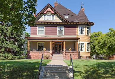 House with garden and terrace 1