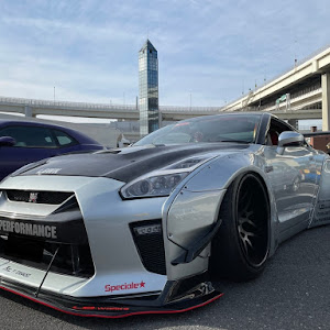 NISSAN GT-R R35