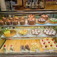 Lilliane Bakery 莉莉安可頌烘焙專門店(台北八德店)