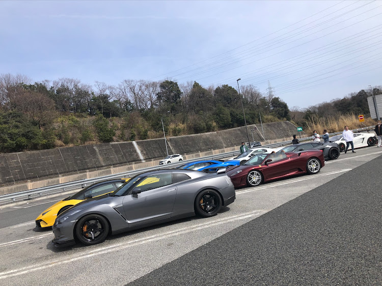 フェアレディZの走り屋・オフ会・スーパーカー・スポカー女子に関するカスタム事例の投稿画像3枚目