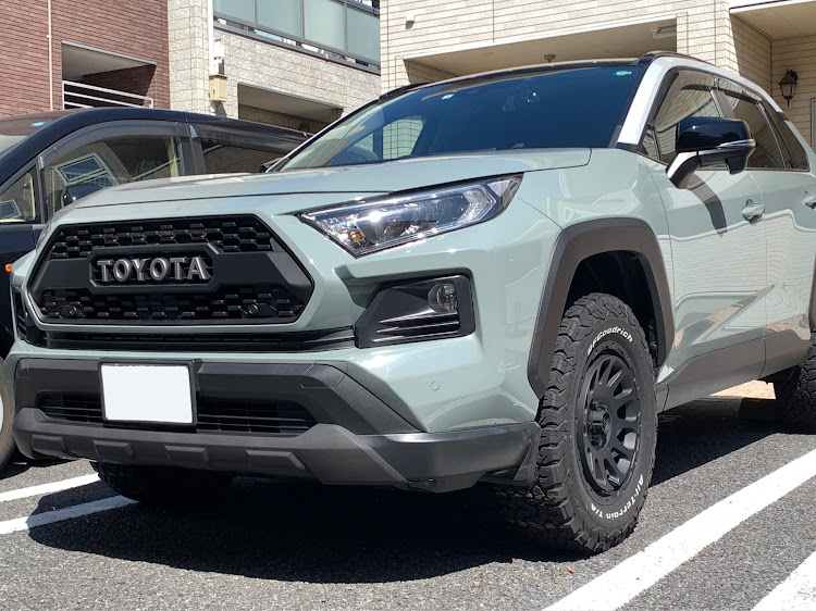 RAV4のラッピング・フロントスキッドプレート・3Mラッピングシートに関するカスタム事例の投稿画像1枚目