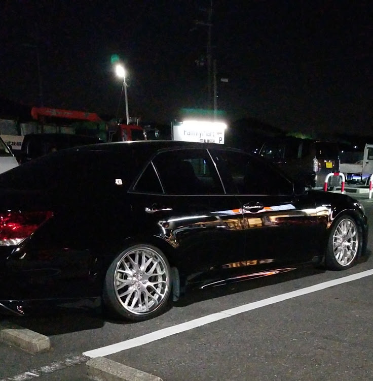 クラウンアスリートのたか　さんが投稿したカスタム事例の投稿画像1枚目