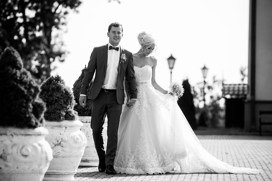 Wedding photographer Remigijus Pipynė (rgstudio). Photo of 23 November 2016