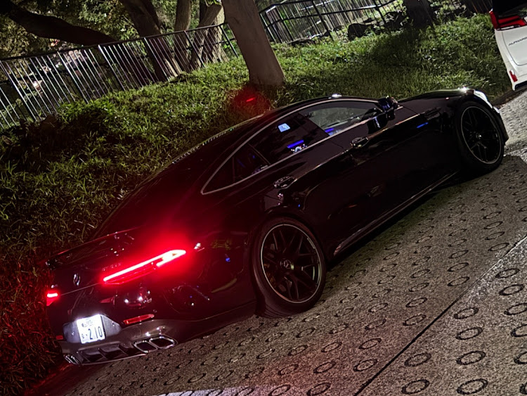 GT 4ドアクーペのカーチューンの皆様お疲れ様です・あっついですねぇ・今宵の東京タワー・愛車と愛猫(՞ . .՞)𓈒𓂂𓏸♡に関するカスタム事例の投稿画像7枚目