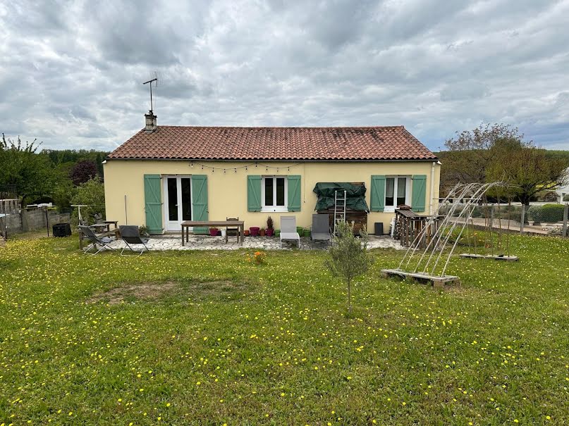 Vente maison 4 pièces 95 m² à Chauvigny (86300), 175 000 €