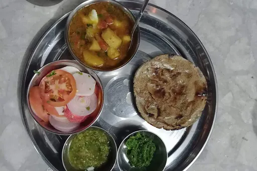 4 Bajre Ki Roti With Aloo Tomato Sabji