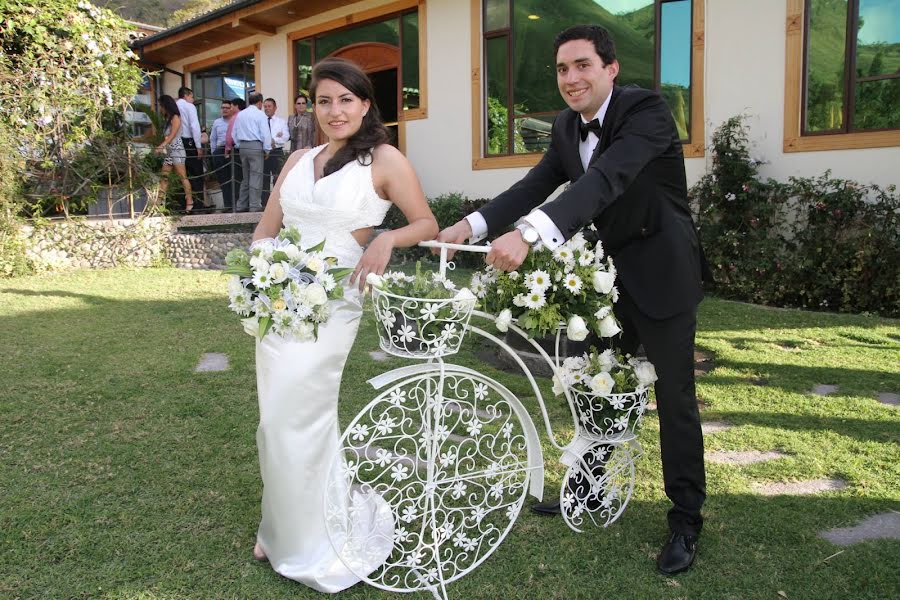 Fotógrafo de casamento Pablo Patricio Quelal (ppqpmedios). Foto de 10 de junho 2020