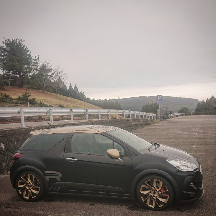DS3の道の駅 のとじまドライブ・ピックアップ一度でも載ってみたい・discover＿ct・目指せPickUpCars・番外編に関するカスタム事例の投稿画像3枚目