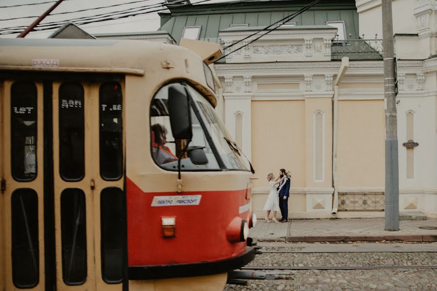 Hochzeitsfotograf Yuliya Bazhenova (juliamiss). Foto vom 3. November 2018