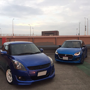 スイフトRS