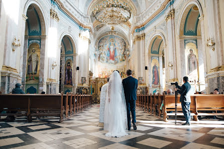 Fotógrafo de casamento Nazariy Karkhut (karkhut). Foto de 14 de fevereiro 2018