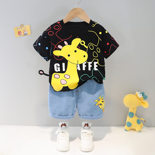 Title 3, Casual Cute Sika Deer Printed Round Neck T-shir...