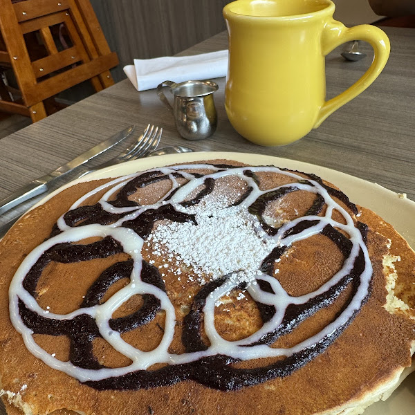 Blueberry Danish Pancakes (no streusel topping)