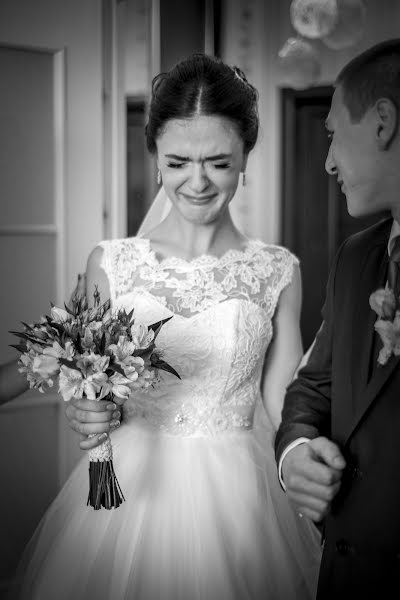Wedding photographer Evgeniy Timoschenko (667smiley). Photo of 28 December 2015